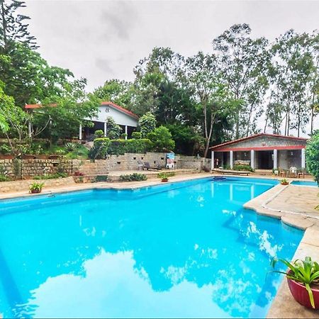 Eagle Ridge Resort Bangalore Exteriör bild